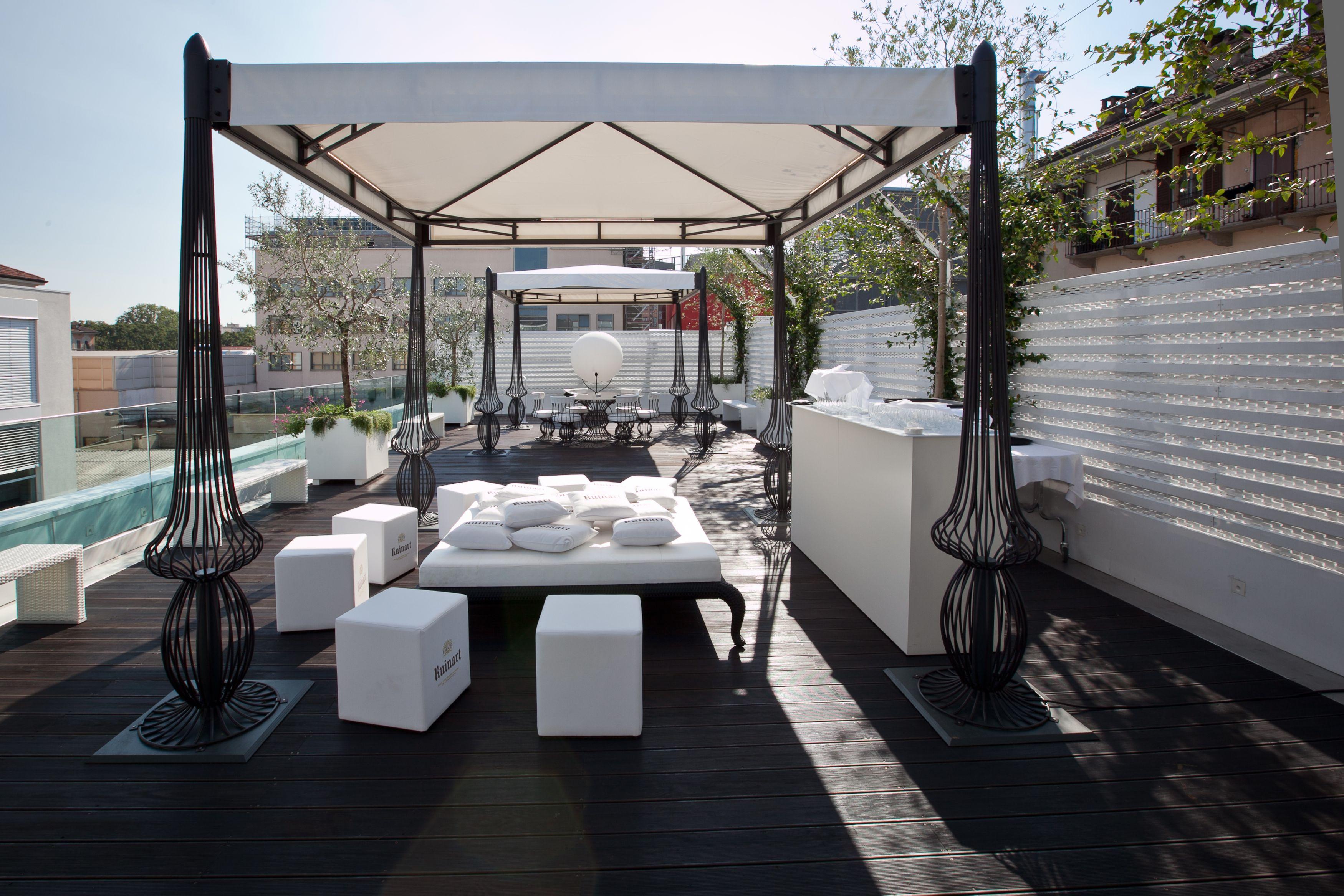Magna Pars L'Hotel A Parfum, Small Luxury Hotels Of The World Milánó Kültér fotó The rooftop terrace